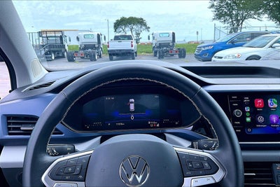 2023 Volkswagen Taos SE