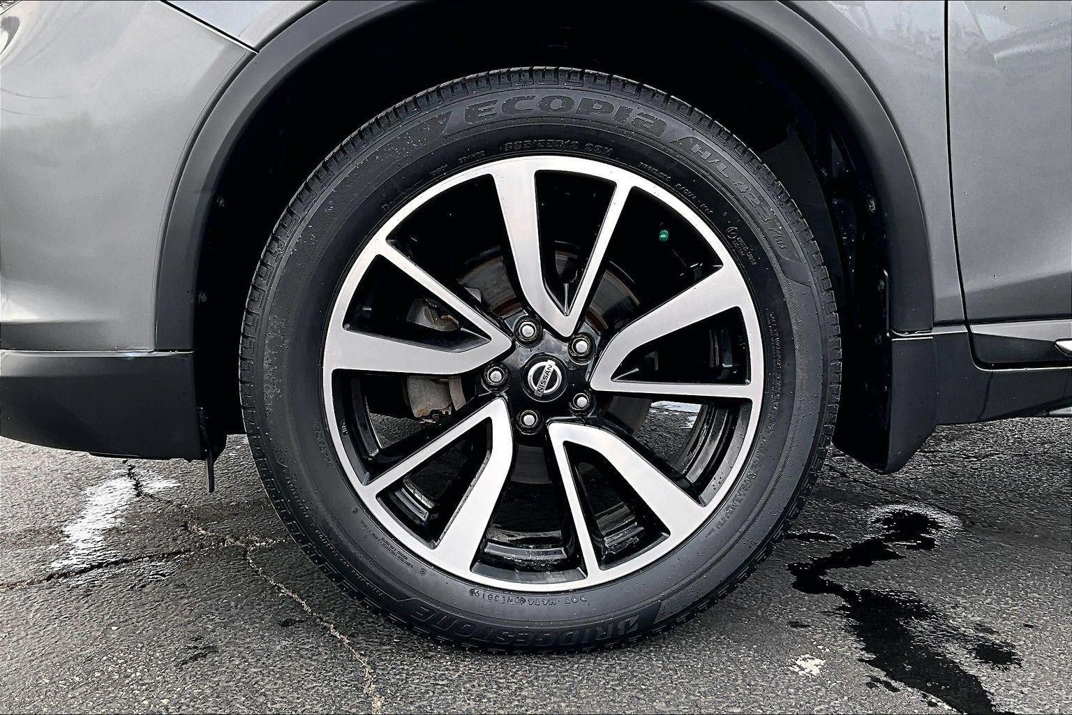 2020 Nissan Rogue SL