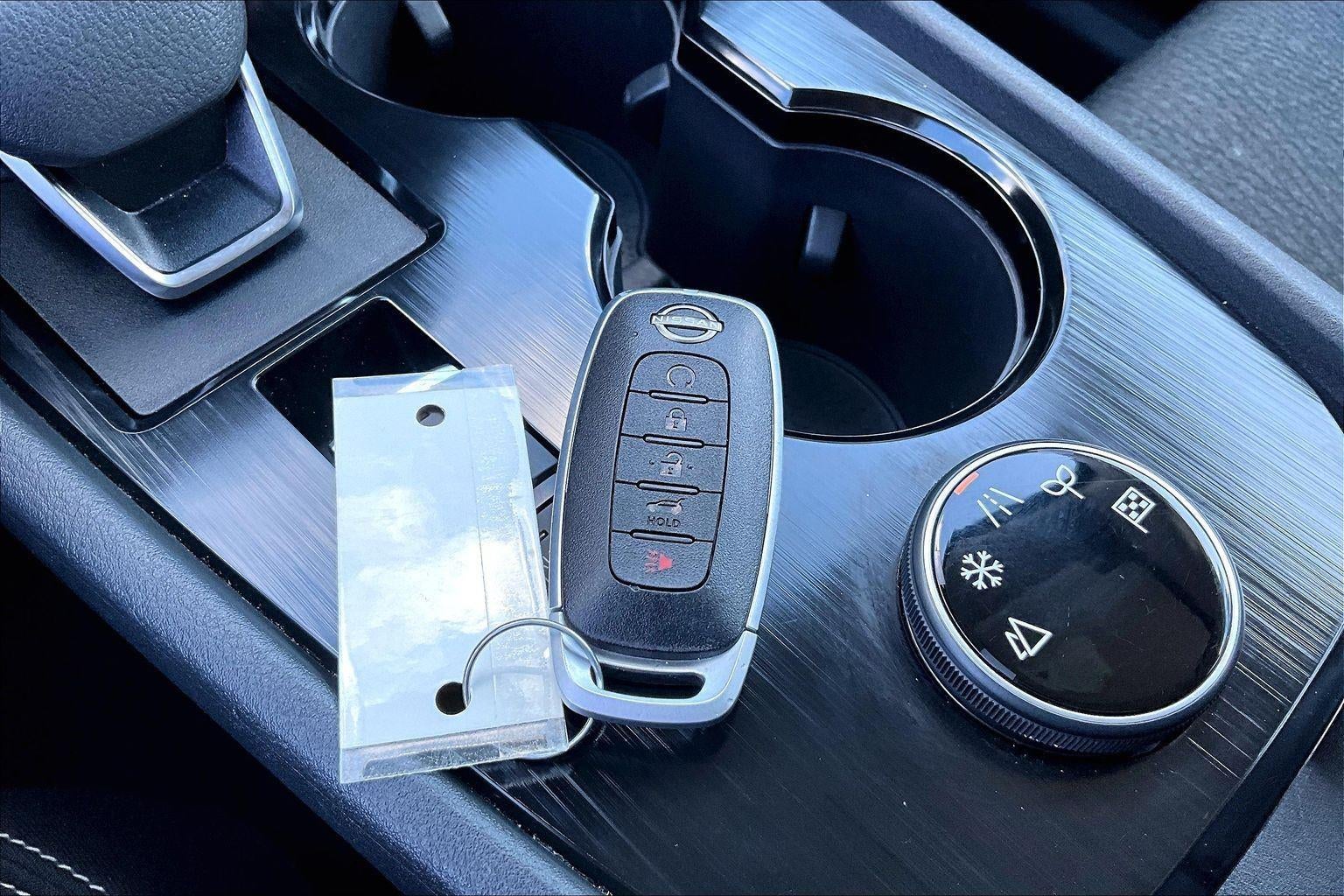 2025 Nissan Rogue SV