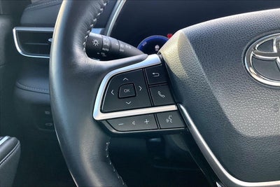 2024 Toyota Highlander Hybrid Platinum