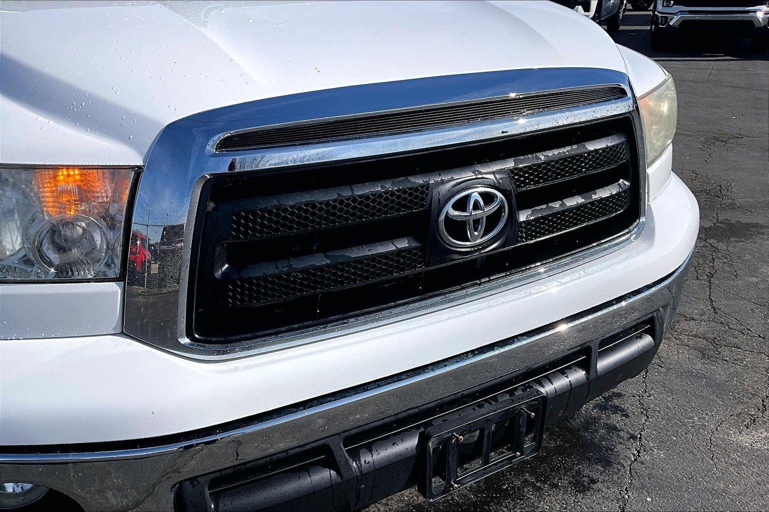 2013 Toyota Tundra 4WD Truck DBL 4WD V8 4.6 SR