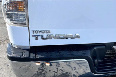 2013 Toyota Tundra 4WD Truck DBL 4WD V8 4.6 SR