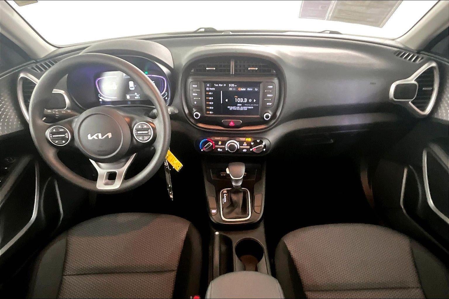 2025 Kia Soul LX