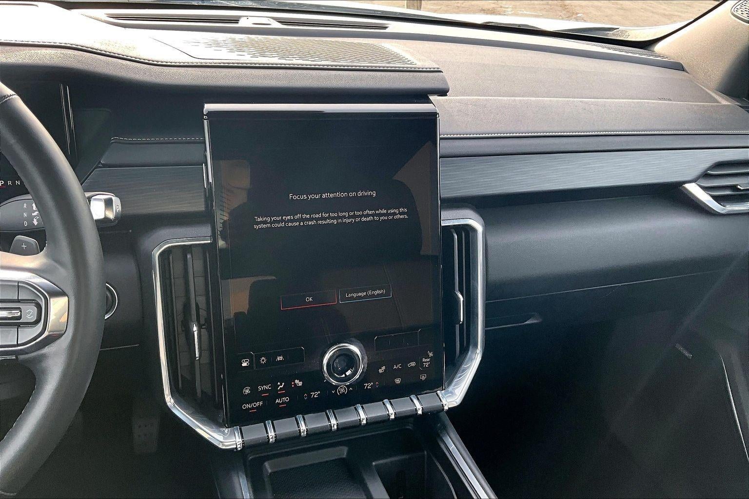 2024 GMC Acadia Elevation