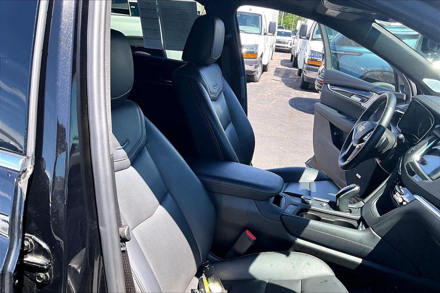 2025 Cadillac XT5 Premium Luxury