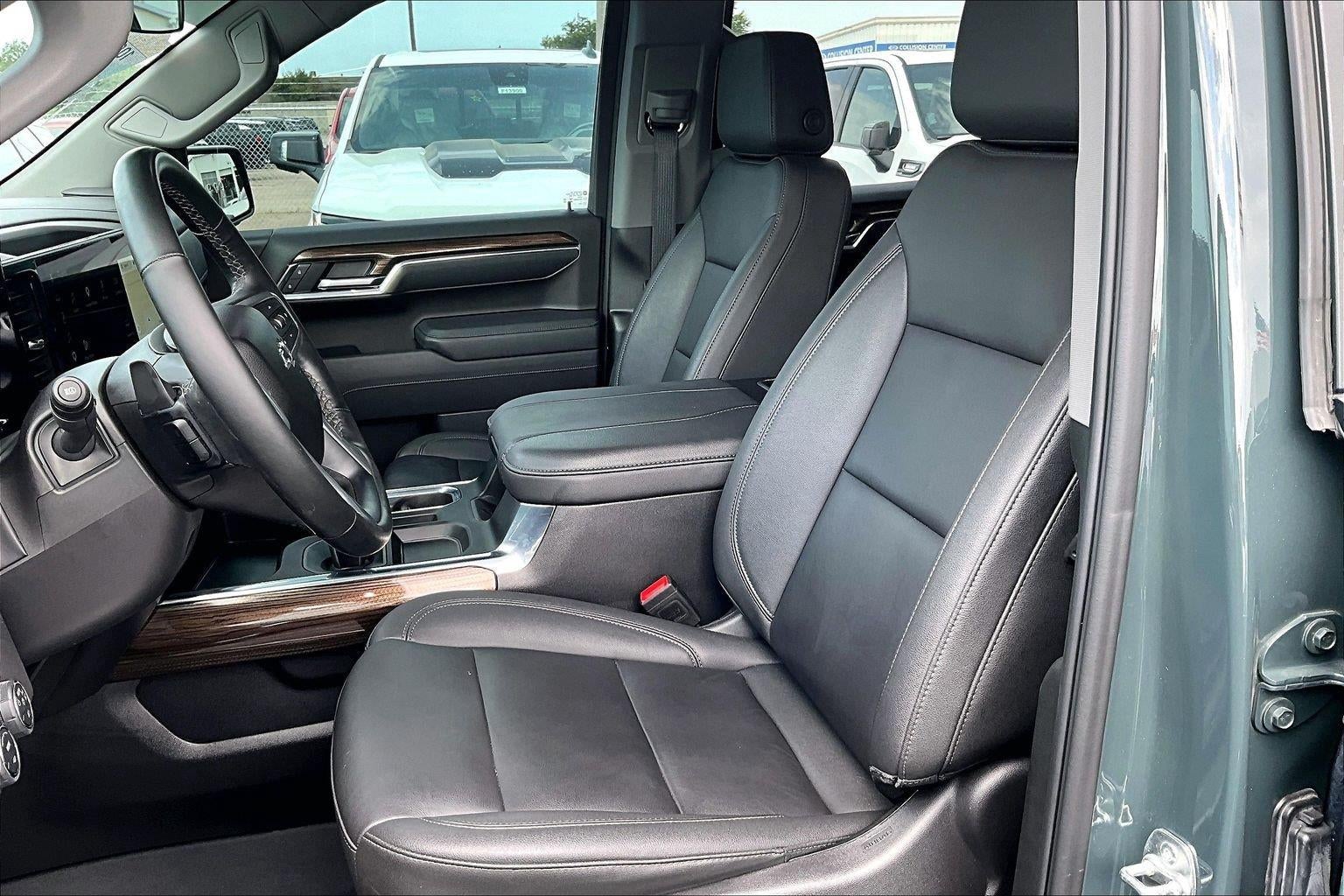 2025 Chevrolet Silverado 1500 LT Trail Boss