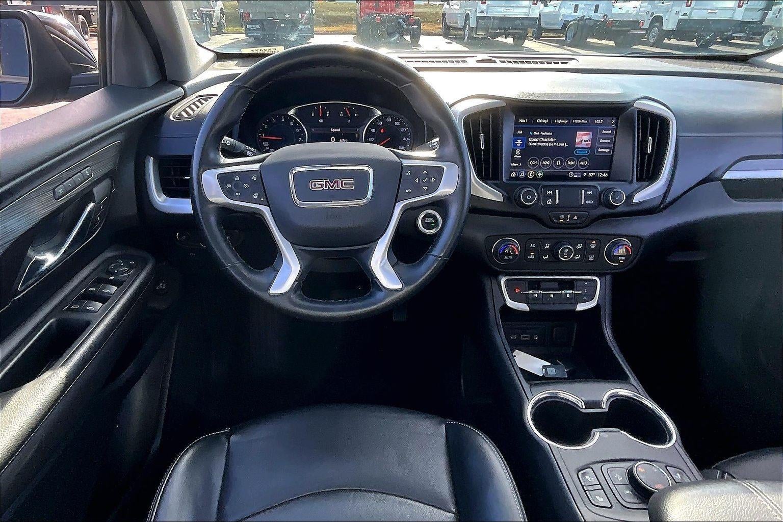 2023 GMC Terrain SLT