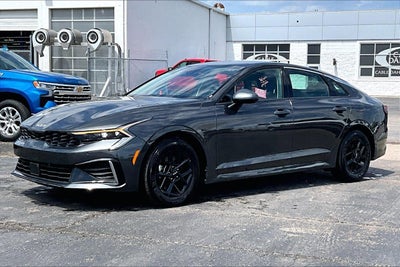 2025 Kia K5 LXS