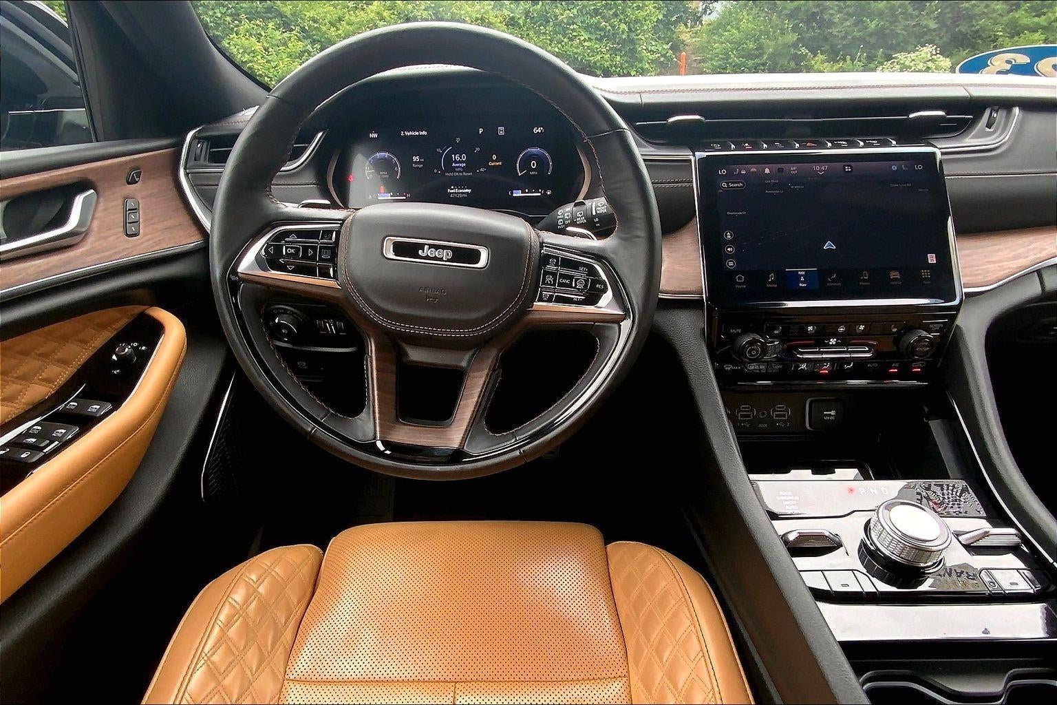2023 Jeep Grand Cherokee Summit