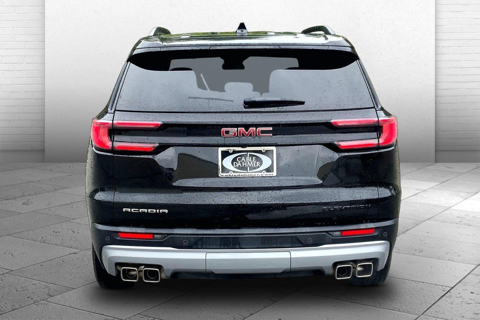 2025 GMC Acadia Elevation