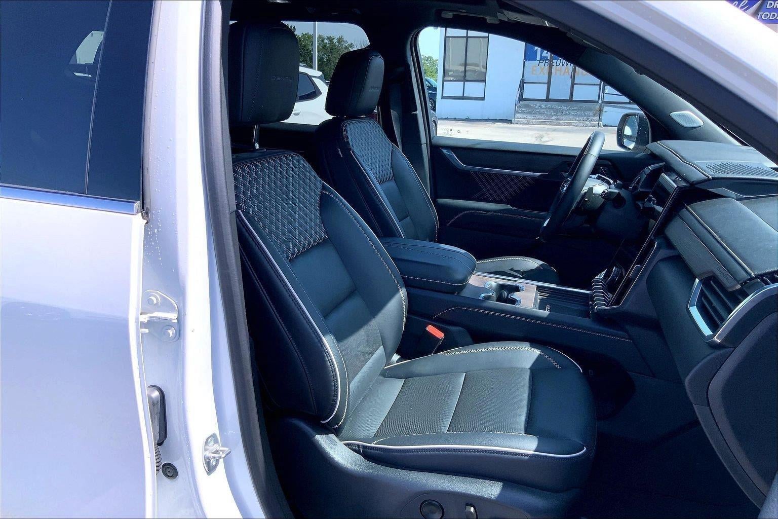 2024 GMC Acadia Denali