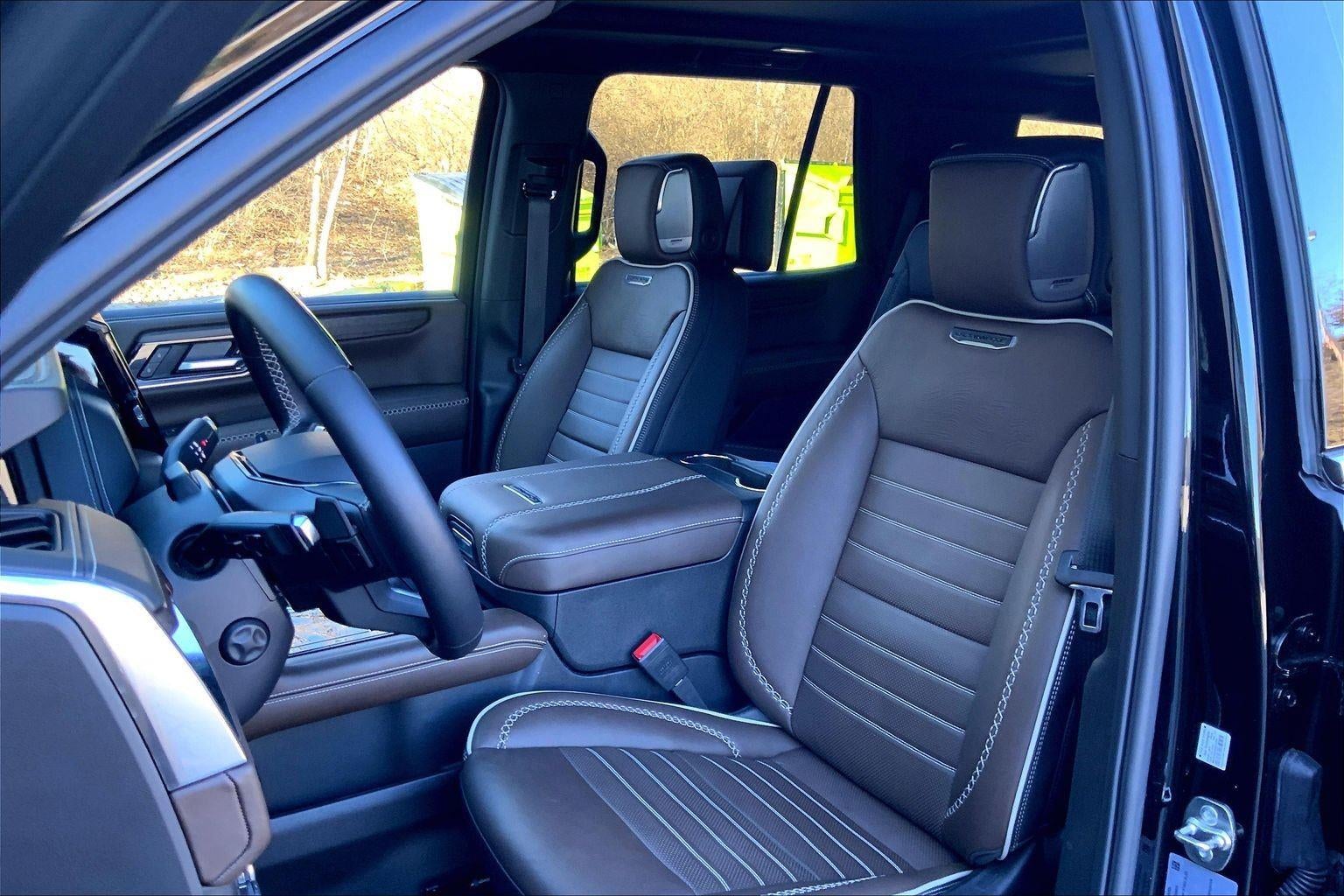 2025 GMC Yukon Denali Ultimate