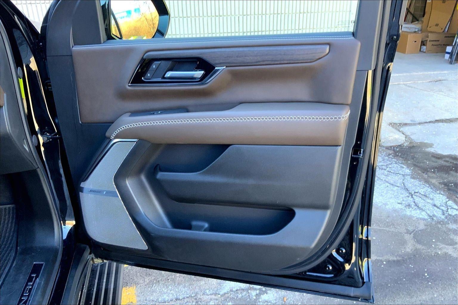 2025 GMC Yukon Denali Ultimate