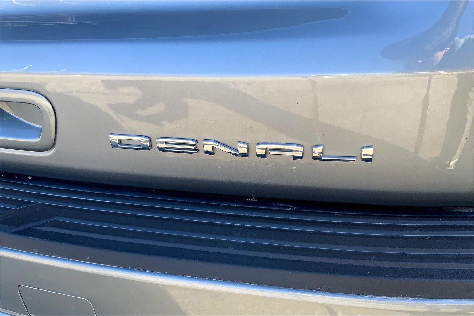 2023 GMC Yukon XL Denali