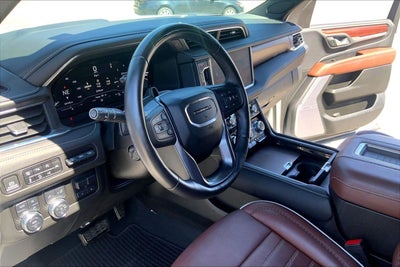 2023 GMC Yukon XL Denali Ultimate