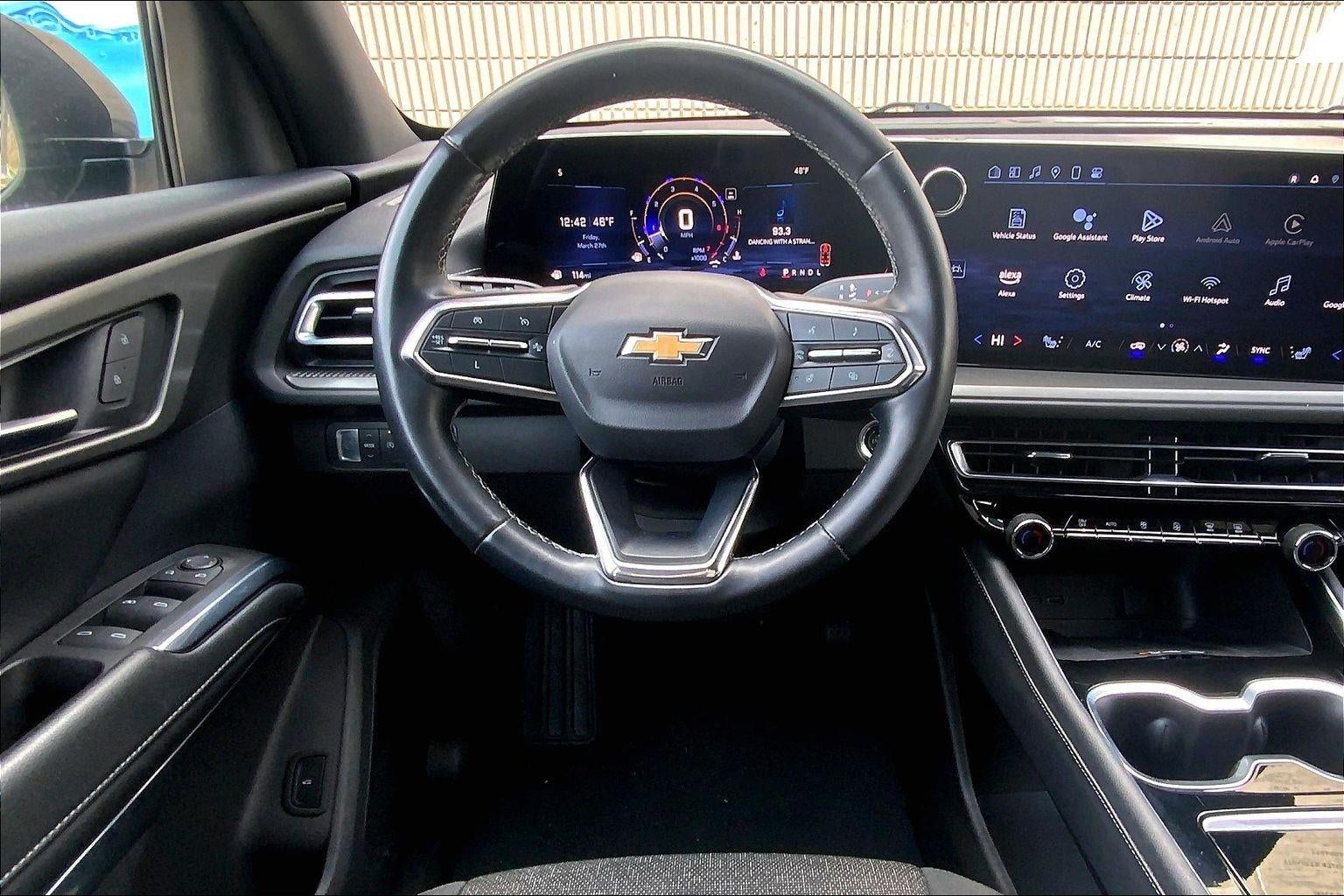 2024 Chevrolet Traverse LT