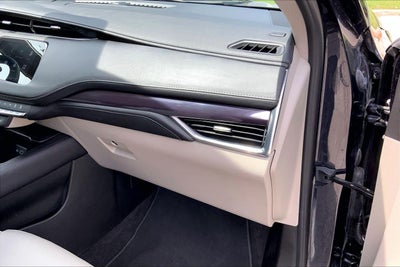 2023 Cadillac XT4 FWD Luxury