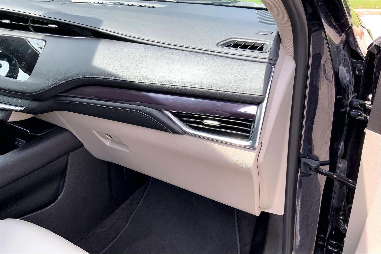 2023 Cadillac XT4 FWD Luxury