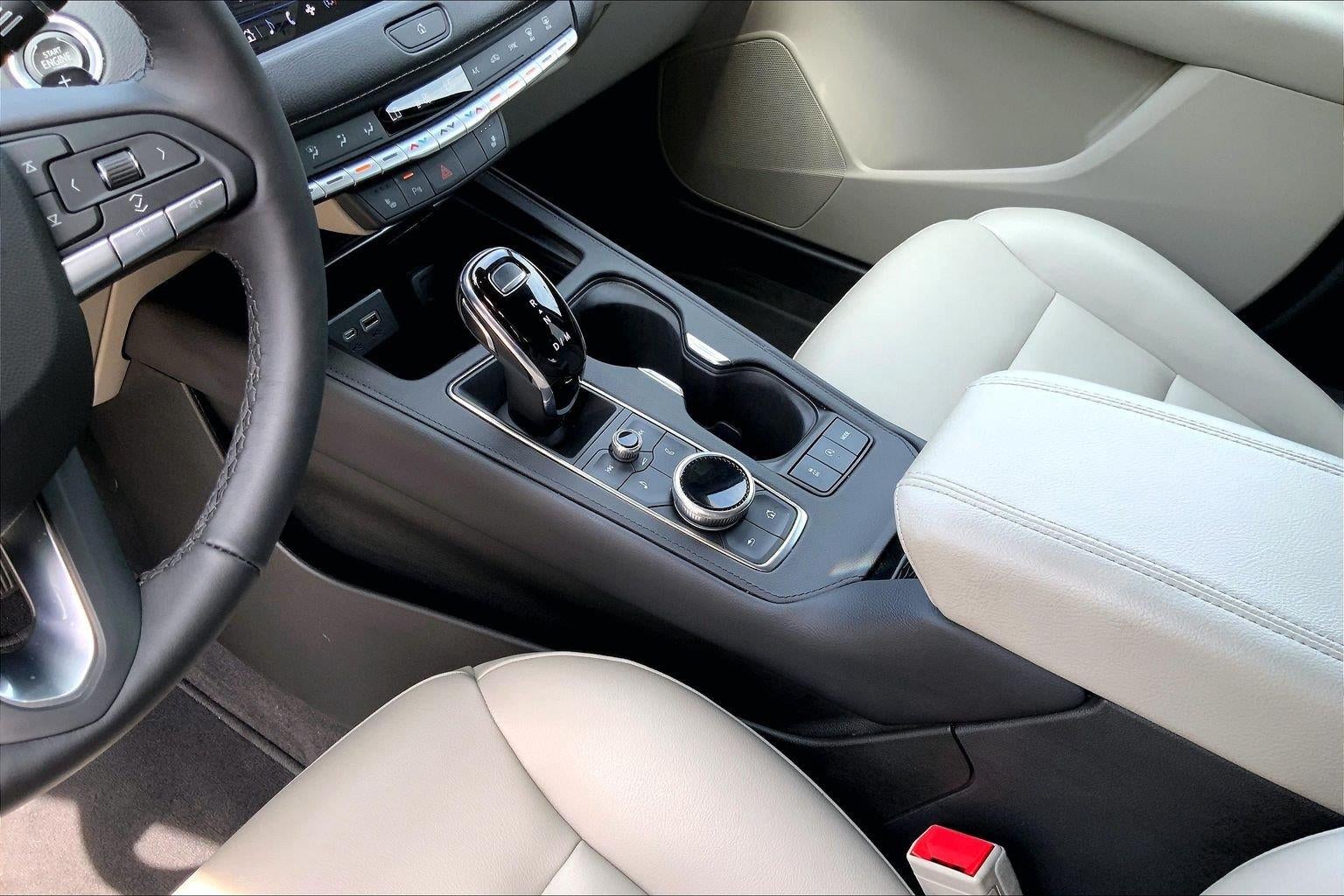 2023 Cadillac XT4 FWD Luxury