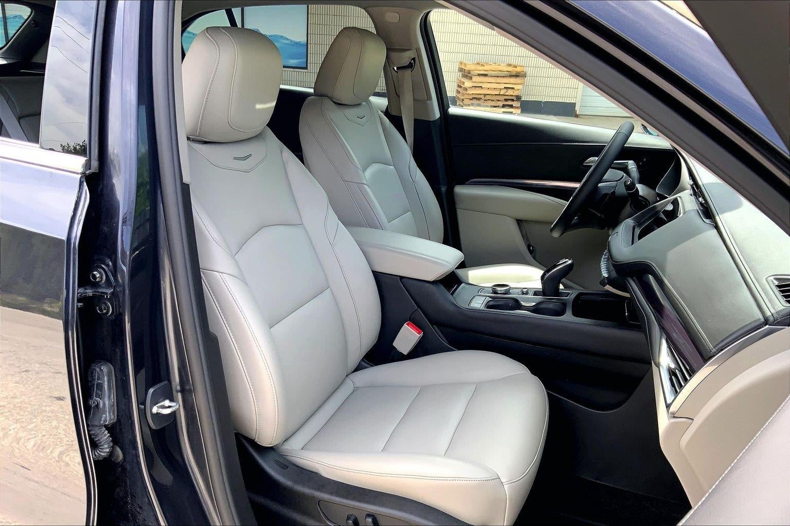 2023 Cadillac XT4 FWD Luxury