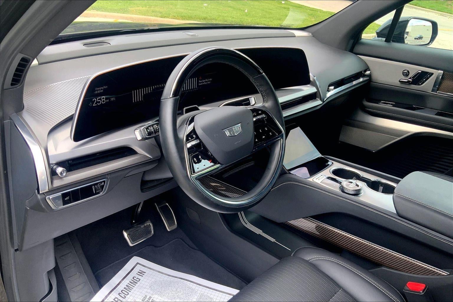2026 Cadillac VISTIQ Sport