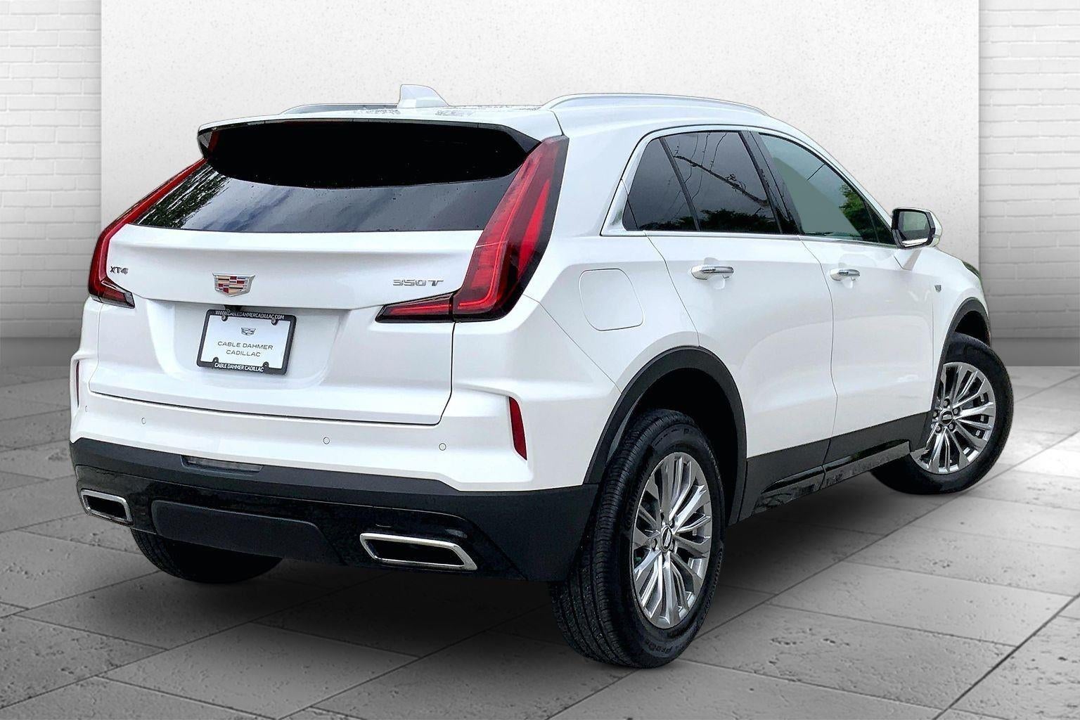 2025 Cadillac XT4 Premium Luxury