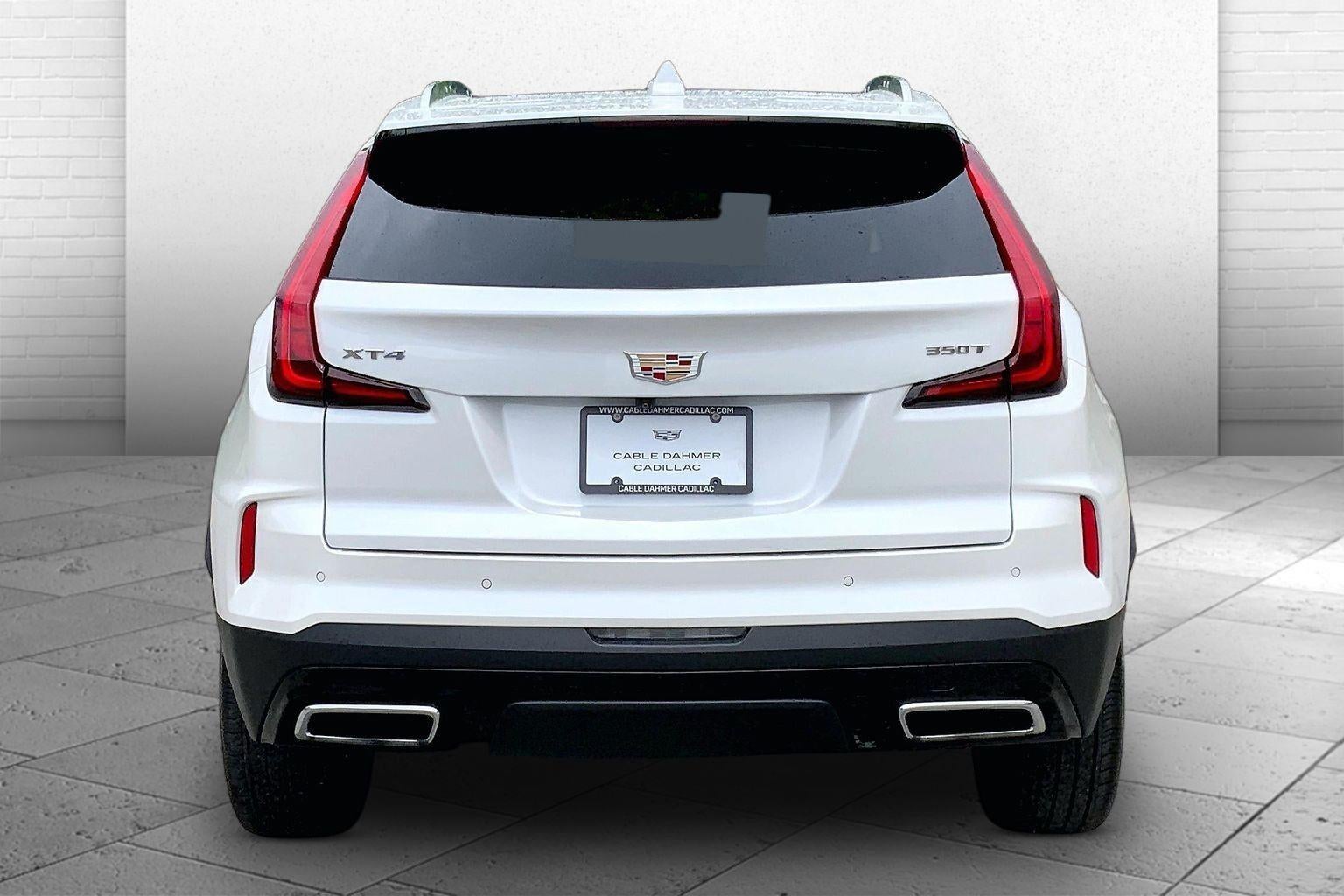 2025 Cadillac XT4 Premium Luxury