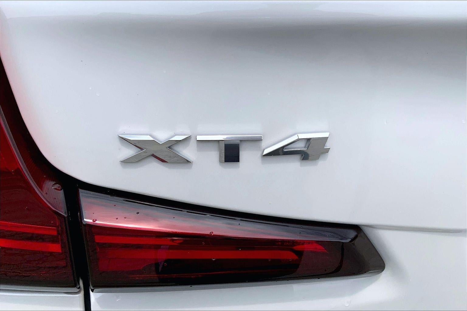 2025 Cadillac XT4 Premium Luxury