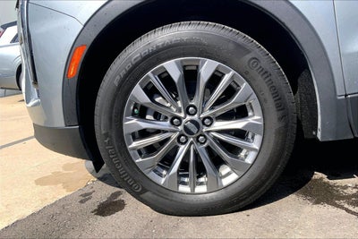 2024 Cadillac XT4 Premium Luxury