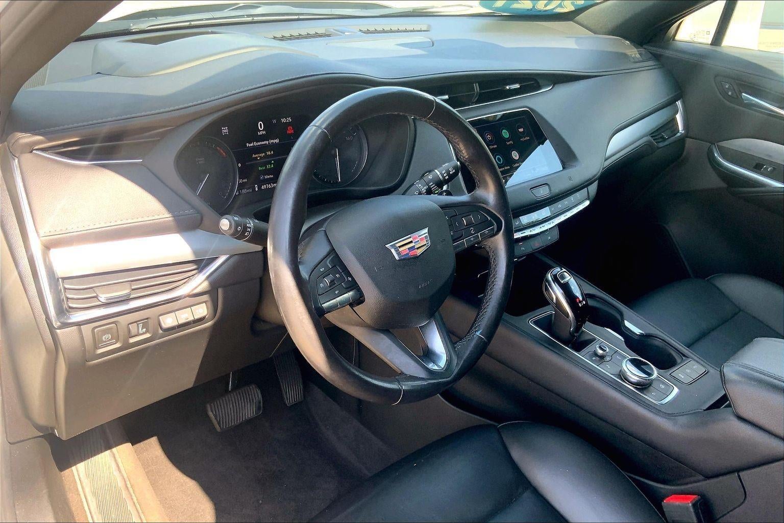 2021 Cadillac XT4 AWD Premium Luxury