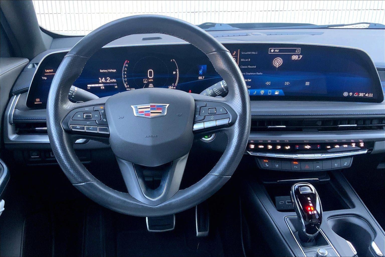 2024 Cadillac XT4 Sport