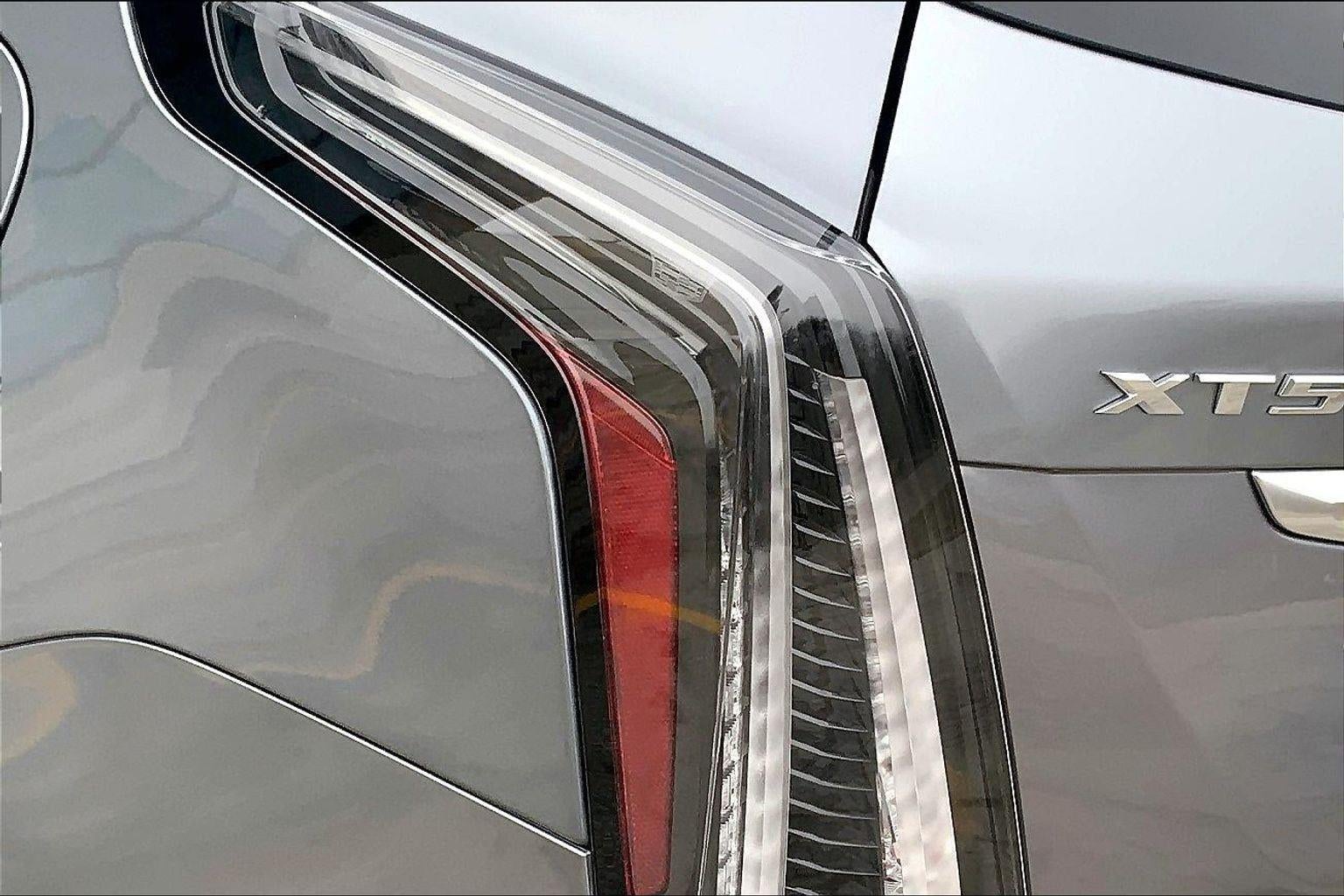 2021 Cadillac XT5 Sport