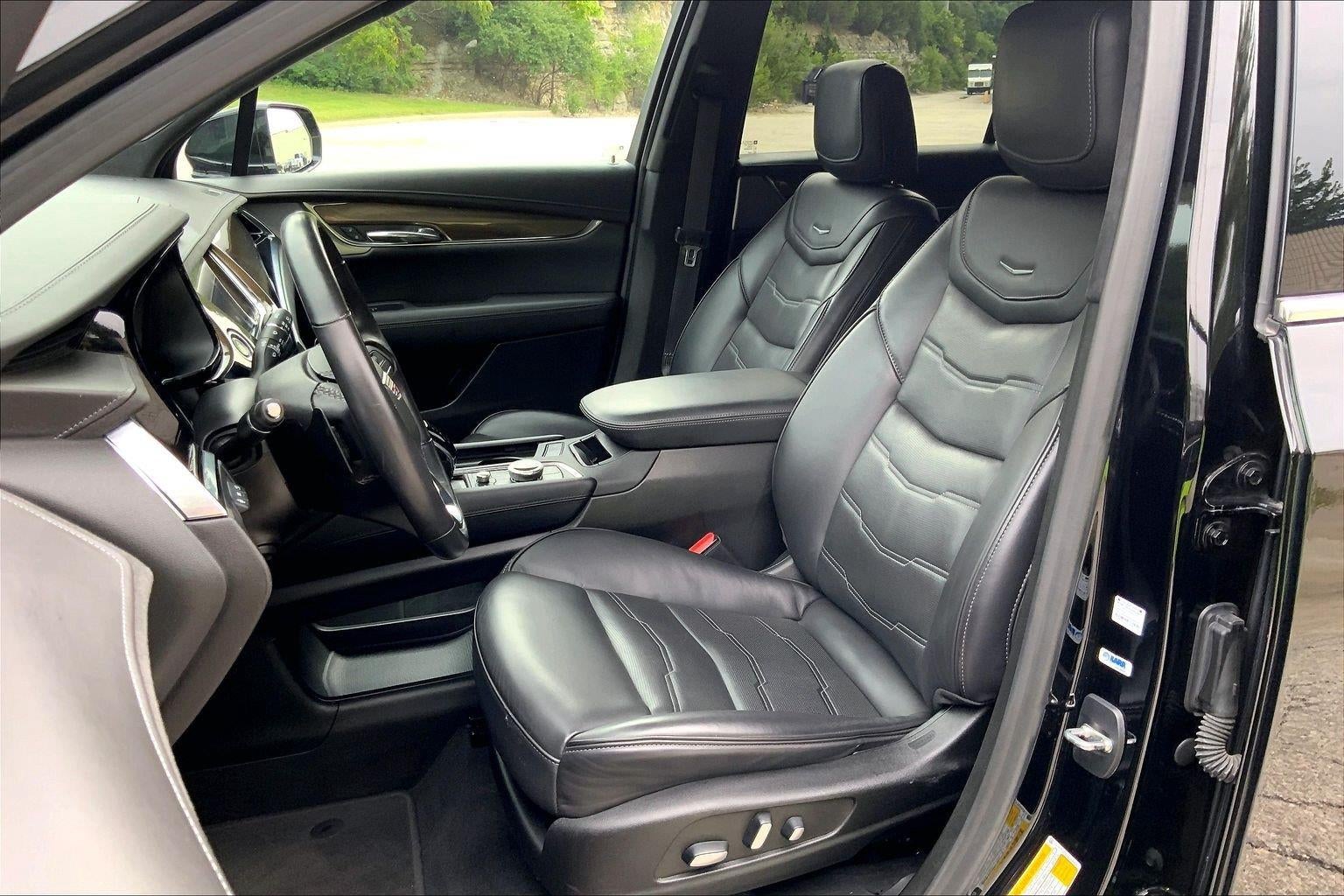 2022 Cadillac XT6 Premium Luxury