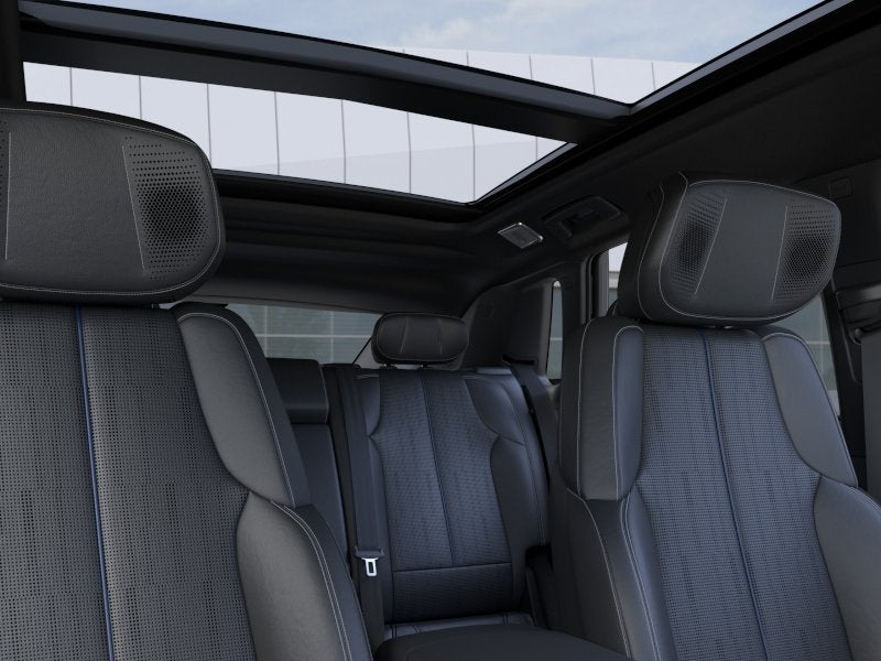 2027 Cadillac LYRIQ Premium Luxury