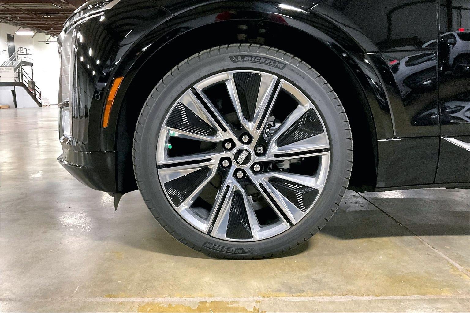 2027 Cadillac LYRIQ Signature Luxury