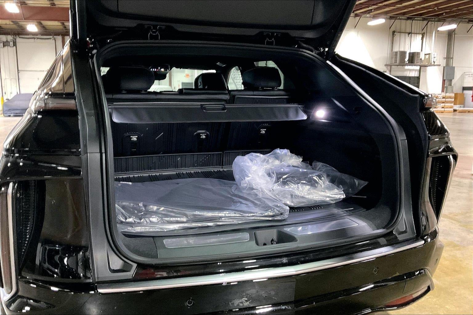 2027 Cadillac LYRIQ Signature Luxury