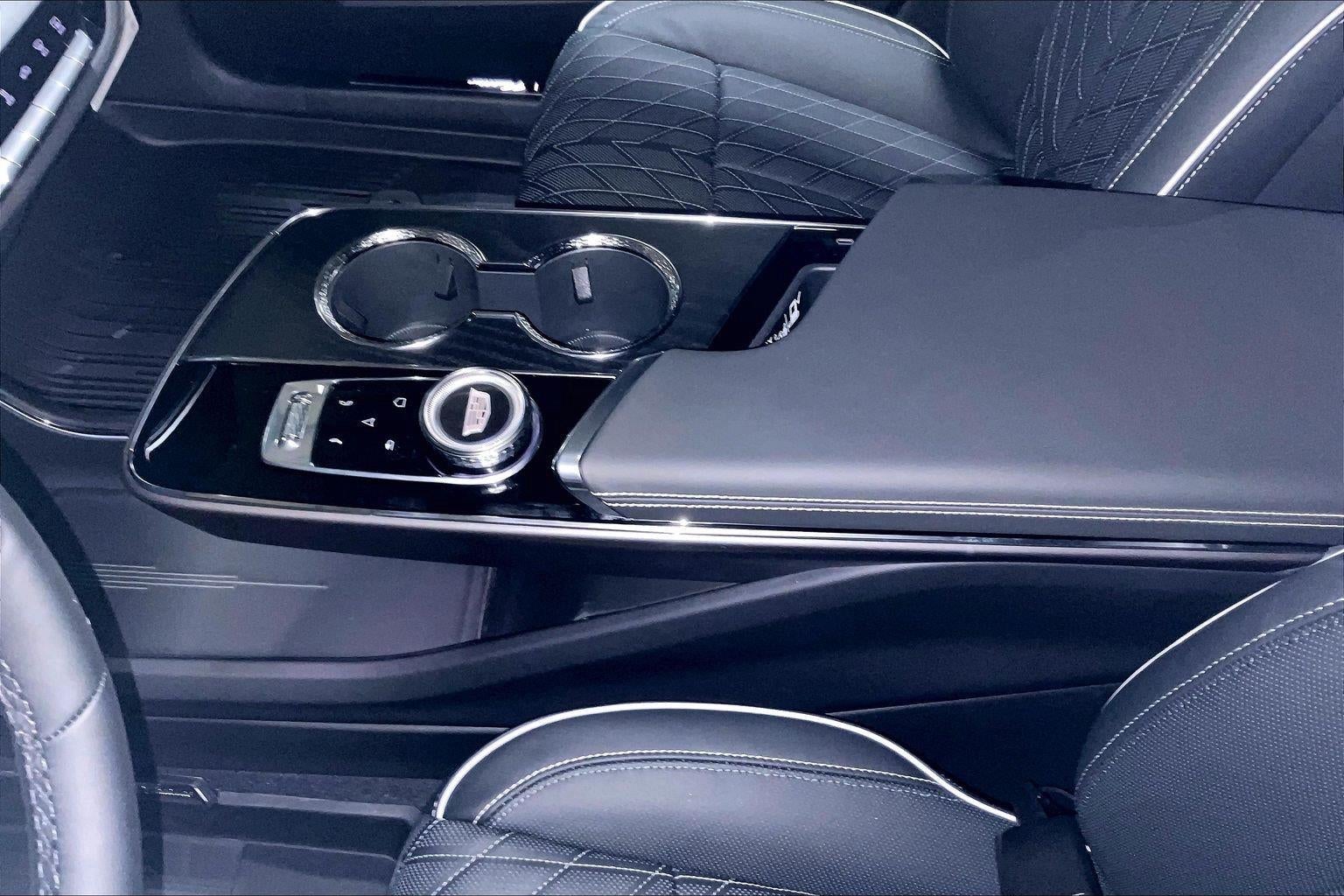 2027 Cadillac LYRIQ Signature Luxury