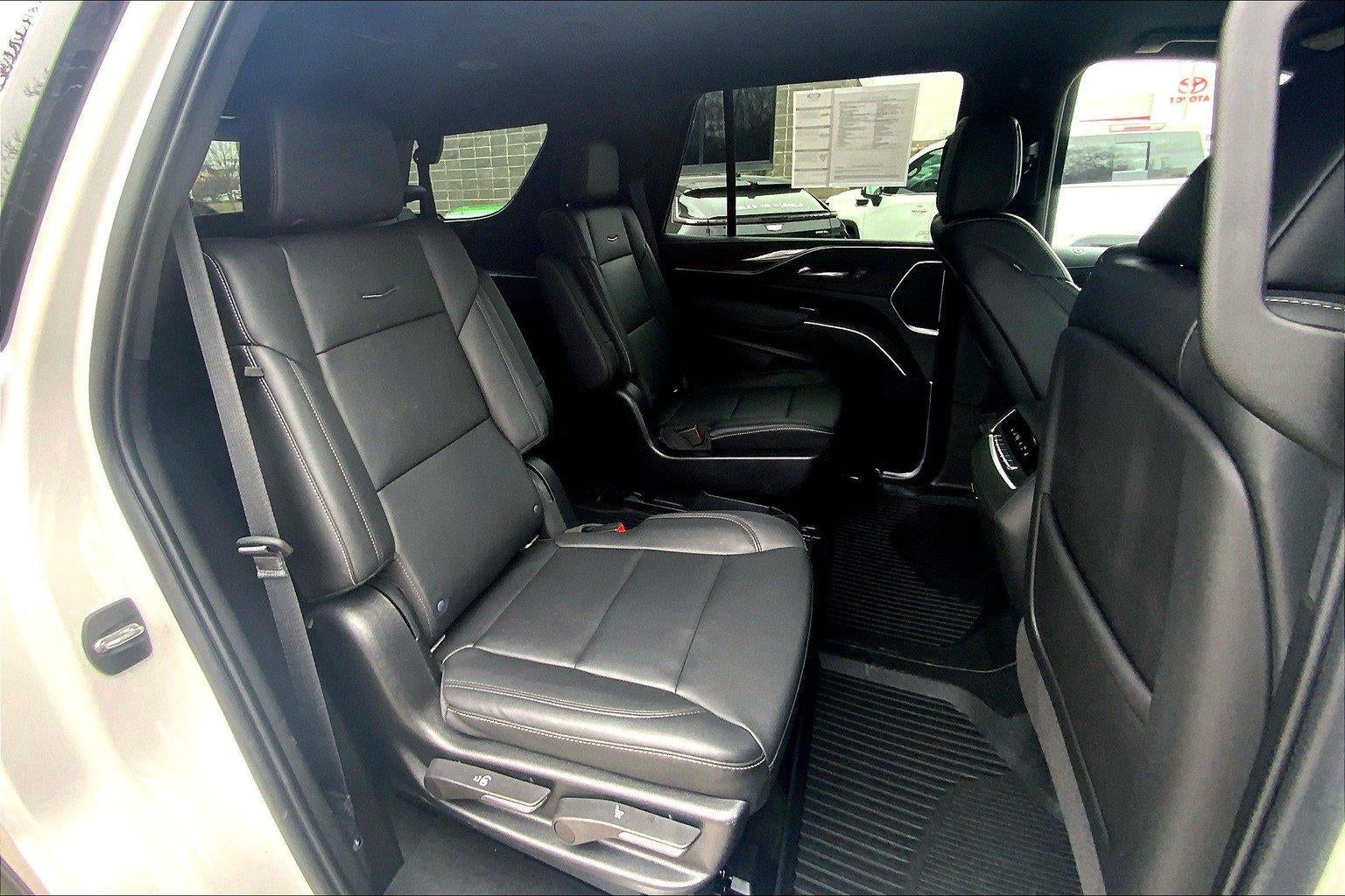2022 Cadillac Escalade Luxury