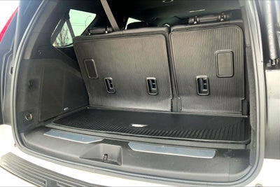 2022 Cadillac Escalade Luxury