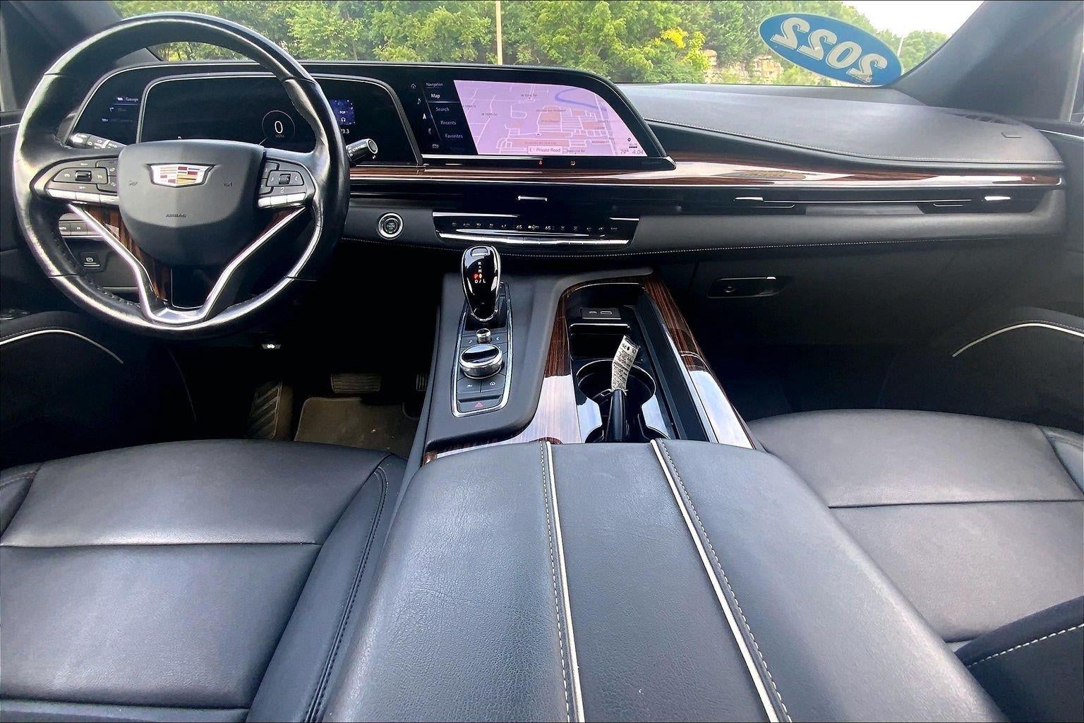 2022 Cadillac Escalade Luxury