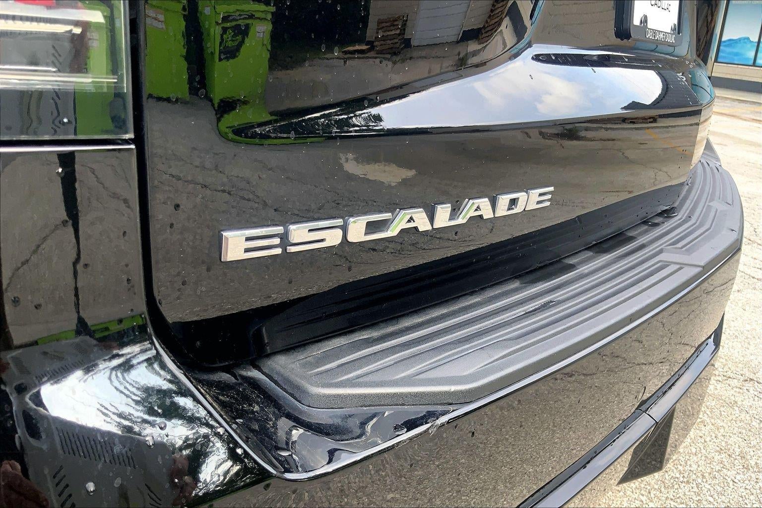 2022 Cadillac Escalade Luxury