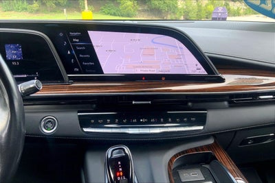 2022 Cadillac Escalade Luxury