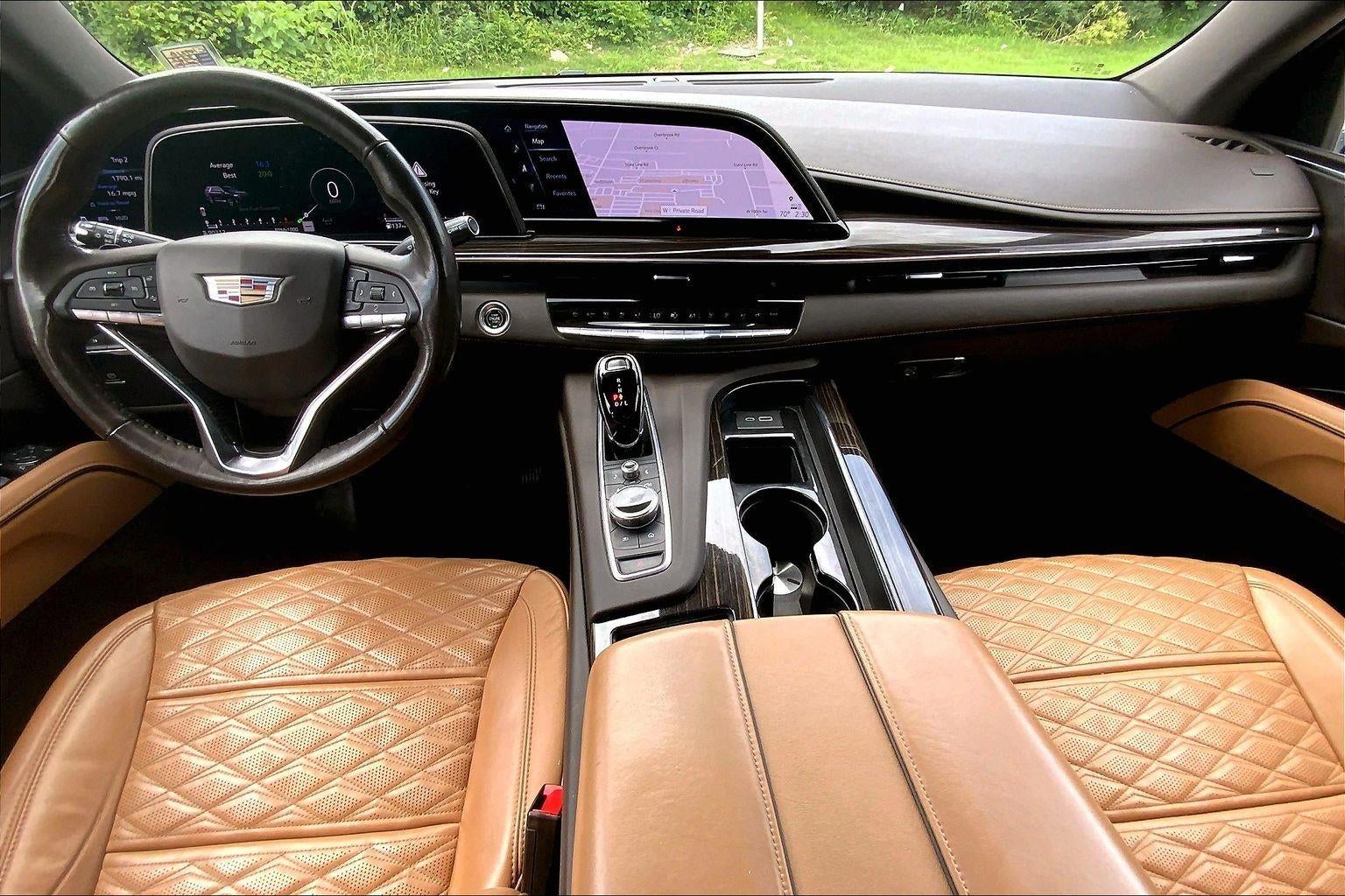 2022 Cadillac Escalade Premium Luxury