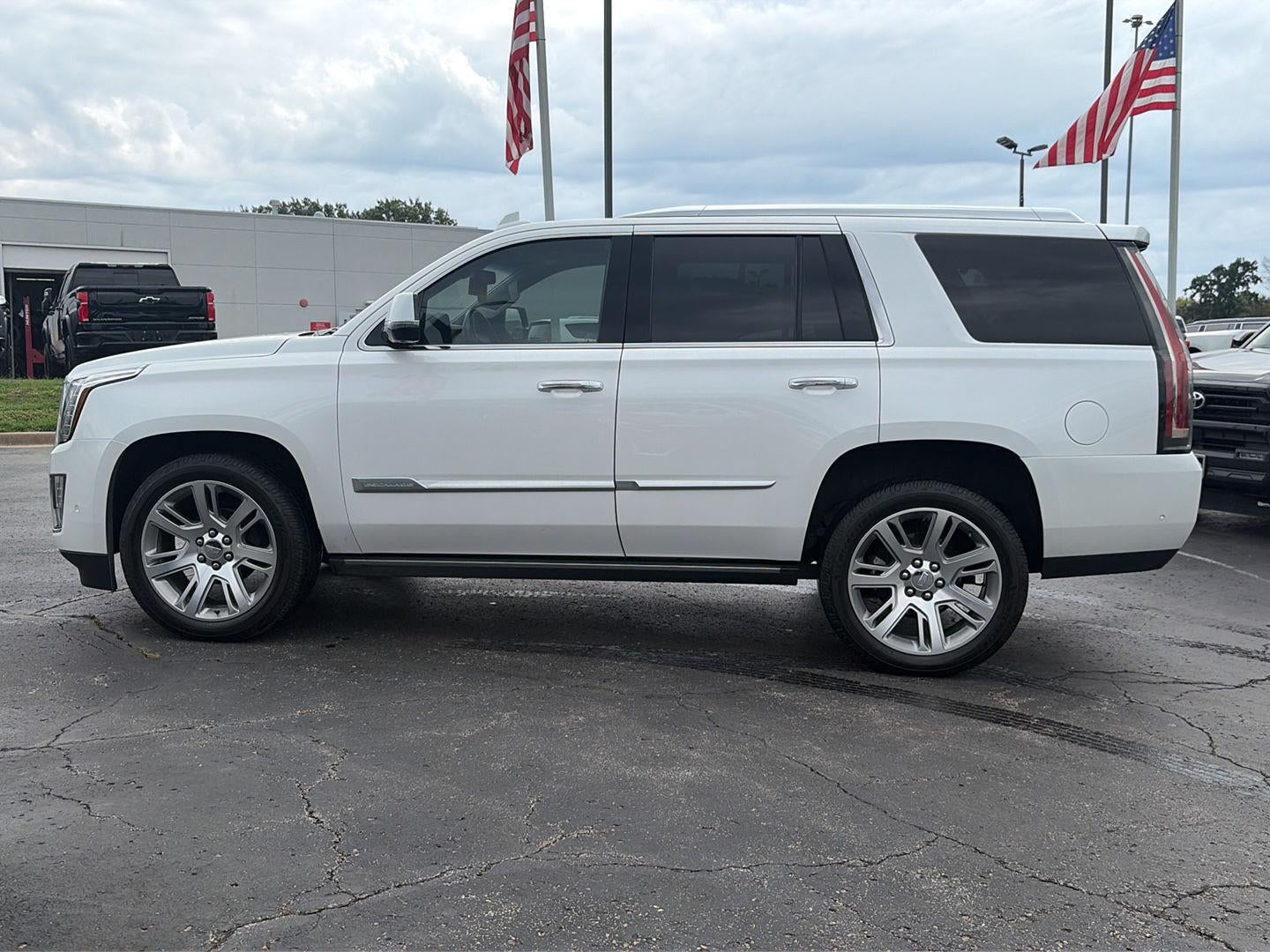 2020 Cadillac Escalade Premium Luxury
