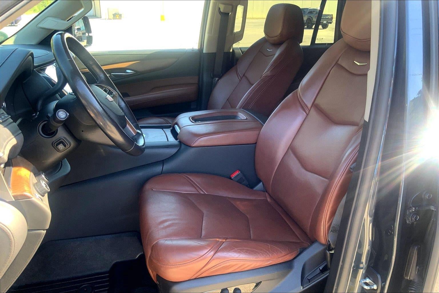 2020 Cadillac Escalade Premium Luxury