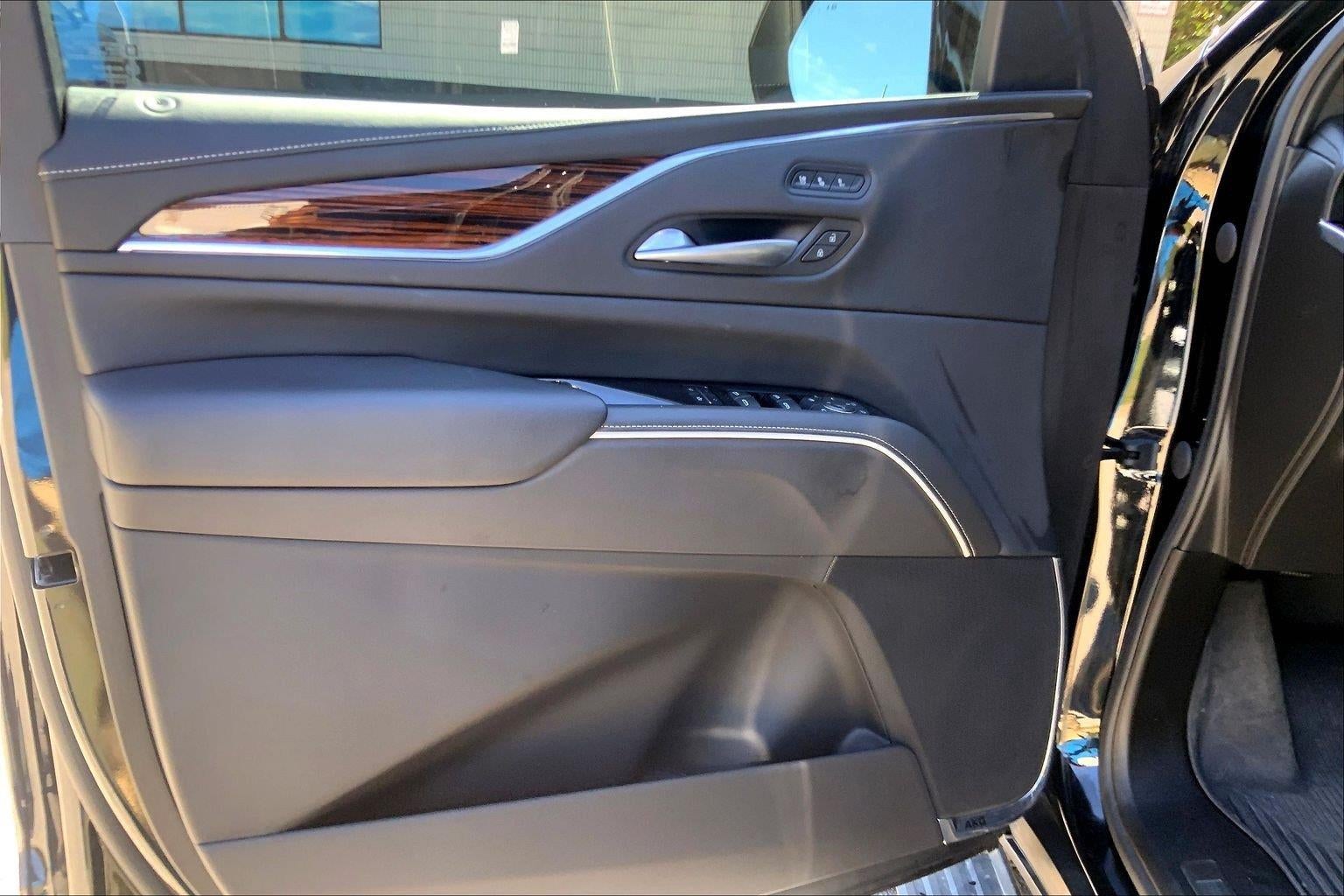 2023 Cadillac Escalade 4WD Premium Luxury
