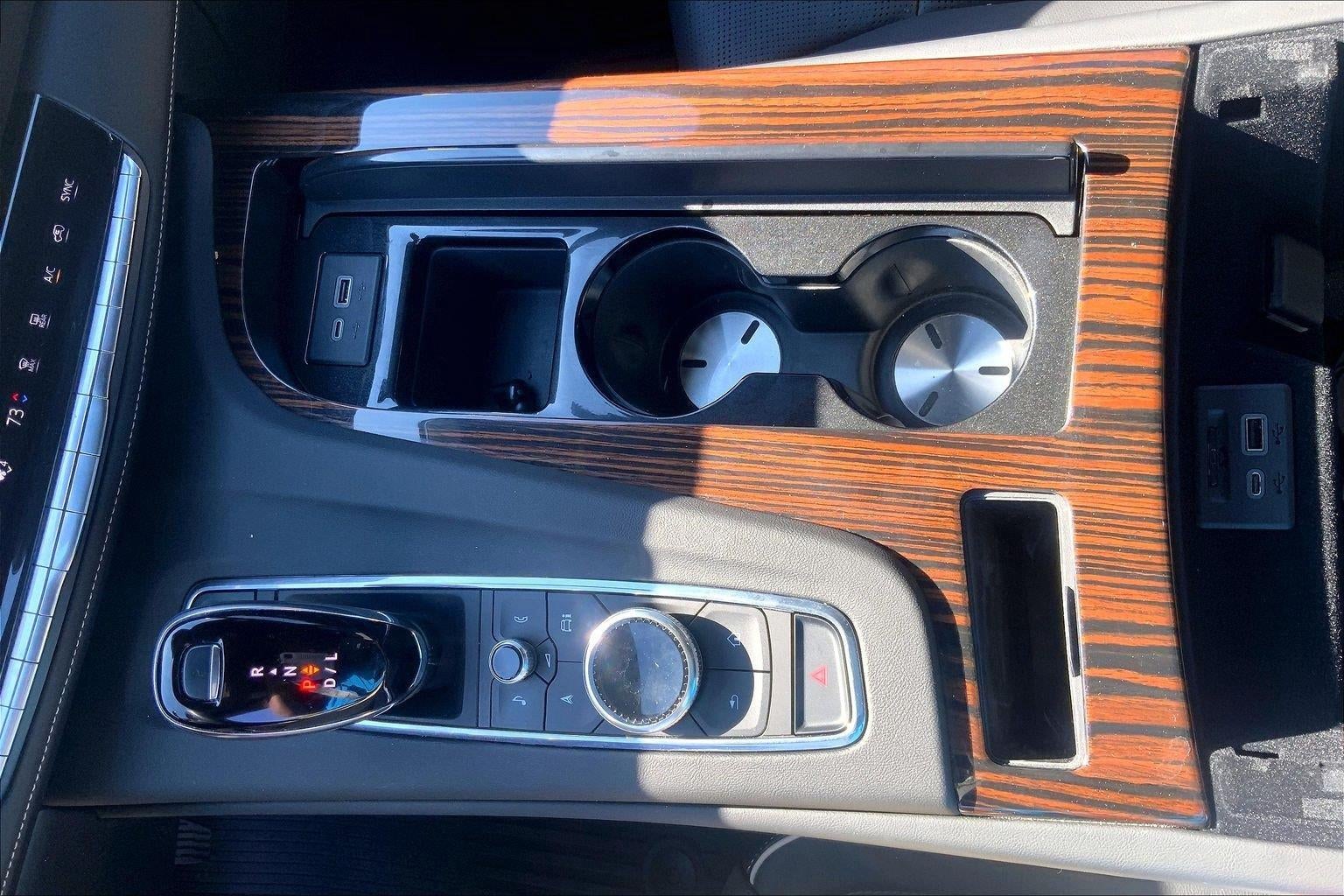 2023 Cadillac Escalade 4WD Premium Luxury