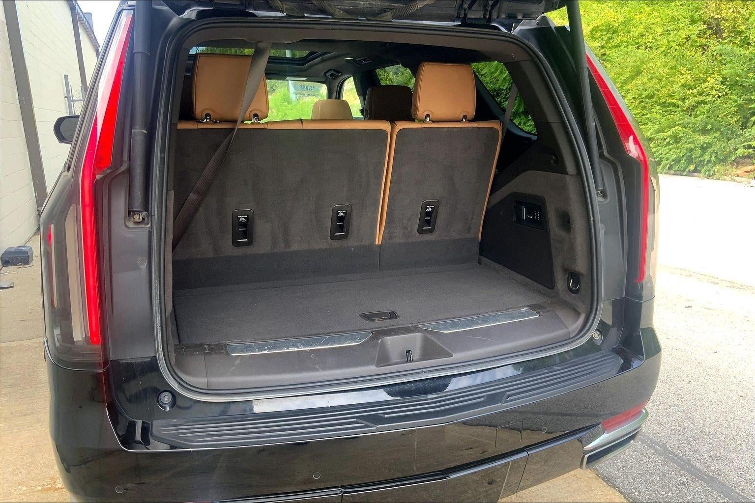 2021 Cadillac Escalade Premium Luxury