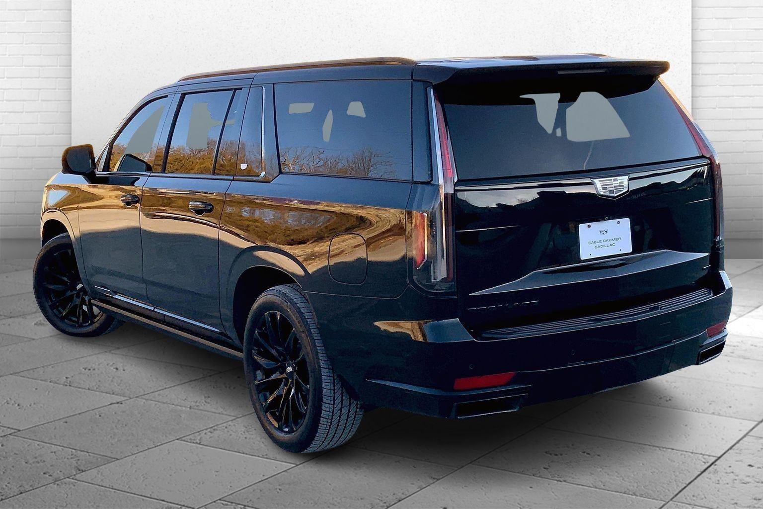 2023 Cadillac Escalade ESV Sport Platinum