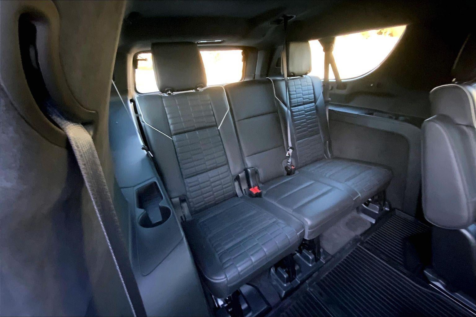 2023 Cadillac Escalade ESV Sport Platinum